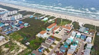 Steps to Beach Balcony Ocean View Golf Cart Zone Casa Rosada by AvantStay - 9