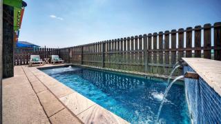 Near the Beach Private Pool w Free Heat Firepit Laid Back Lime by AvantStay - 0