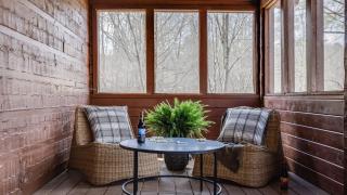 Dudley III by AvantStay Cosy Mountain Home w Hot Tub Great Views - 7