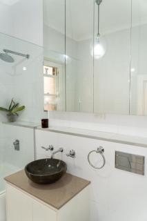 Luxury heritage Hideaway in Rushcutters Bay - 5