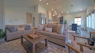 Luxury 4BDR Beach Retreat w Private Pool Walk to Dining Shops Shore Thang - 1