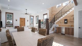 Seagrove Manor by AvantStay Free Paddle Boards Lake Front yard Pet Friendly - 1