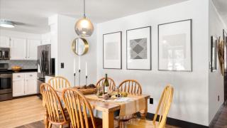 Quiet River Bend Cabin by AvantStay 35 Mins to Mt Bachelor 10 Mins to Town Centre Hot Tub - 1