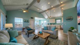 Private Pool Game Room Golf Cart Zone Boat Parking Beacharita by AvantStay - 7