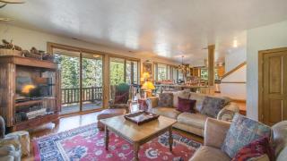 Ellis Peak by AvantStay Beautiful McKinney Cabin w Filtered Lake Views - 6