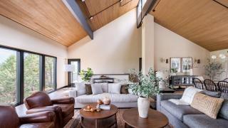 Big Sky by AvantStay Mountain Home w Great Views Hot Tub Al Fresco Dining - 3