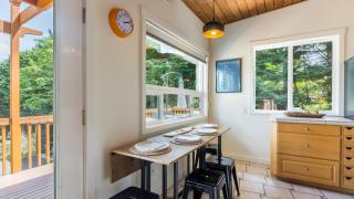 Mid-Century Beach Cabin by AvantStay Walk to Beach - 1