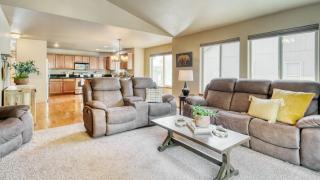 Black Bear Cabin by AvantStay Modern Bend Escape Mt. Bachelor Ski Cabin - 3