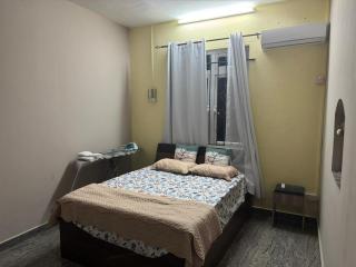 3 Bedroom Apartment with pool & 10 Mins from Beach - 3