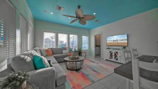 Pool Access Private Patio Living Near the Beach Seahorse Cove by AvantStay - 5