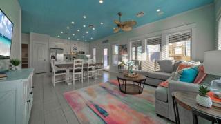 Pool Access Private Patio Living Near the Beach Seahorse Cove by AvantStay - 4