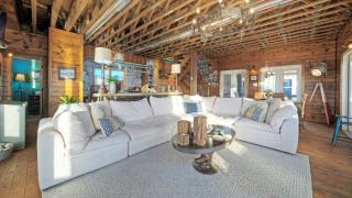 Fish Camp by AvantStay Unique Escape Pool Views - 8