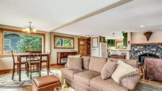 Serenity Pines by AvantStay Incredible Views - 2