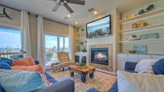 Boots Beaches AvantStay Golf Cart Access Brd Walk - 4