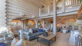 Hot Tub Game Room Large Deck w Incredible View Penticton Lodge by AvantStay - 1