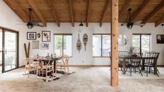 Wolfe by AvantStay 5mins NorthStar w Hot Tub Fireplace 2 Private Decks - 1