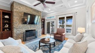 Sunset Pointe by AvantStay Waterfront Beach Fire Pit Sleeps 14 5BDR 4BA - 9