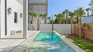 Endless Summer by AvantStay Oceanview Private Pool Golf Cart - 5