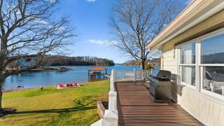 Pleasant Cove Waterfront Getaway with Fire Pit Deck and Lake Views - 1