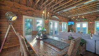 Fish Camp Buyout by AvantStay Unique 6BDR Escape Private Pool Views - 1