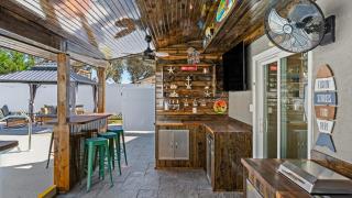 PCB Group-Friendly Duplex w Pool Backyard Lounge 2 Kitchens - 1