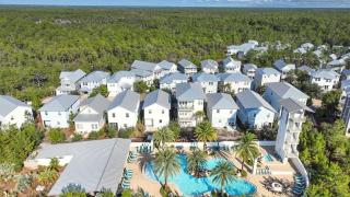 Back to the Beach by AvantStay Golf Cart Bikes Included Pool Access - 8