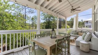 Back to the Beach by AvantStay Golf Cart Bikes Included Pool Access - 9