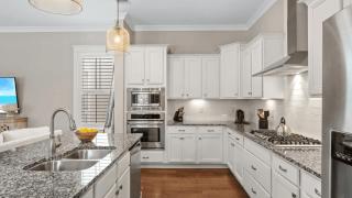 Back to the Beach by AvantStay Golf Cart Bikes Included Pool Access - 3