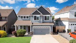 Ponderosa Pines by AvantStay Gorgeous Deck 10 mins from Central Bend Family Friendly - 6