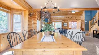 Tanglewood by AvantStay 10mins to Bear Mountain Contemporary Hillside Cabin - 1