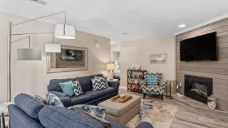 Spacious 3BR w Tiki Bar Shared Pool Walk to Beach Near 30A Pier Park - 8
