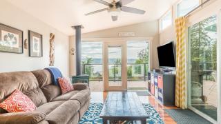 Wolf Beach Cottage by AvantStay Harbor Views - 6