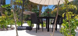 Seaside Dhangethi Inn - 8