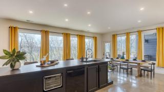 Dark Horse by AvantStay Secluded 5BDR w Hot Tub, Game Room, Deck Forest Views - 1