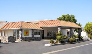 Super 8 by Wyndham Dunnigan - 0