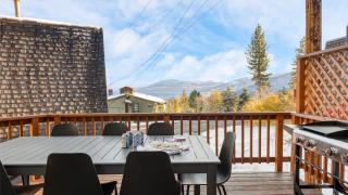 Chickaree Chickadee Buyout by AvantStay 2 Sister Cabins - 9