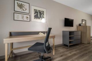 Country Inn & Suites by Radisson, Goldsboro, NC - 3