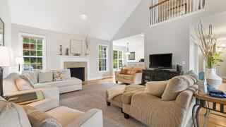 Fairview Vista by AvantStay 10 Mins to Asheville - 8