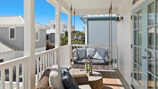 Steps to Rosemary Beach Pool Patio w Firepit The Salty Perch by AvantStay - 9