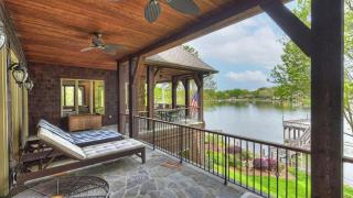 Lakefront Private DockBeach Game Room Sunset Shores Resort: The Grand House - 9