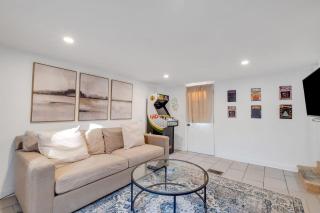 Stylish Nashville Getaway with Free Parking - 4