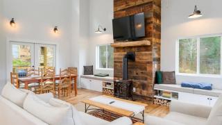 Idyllic Mountain by AvantStay Outdoor Living - 5