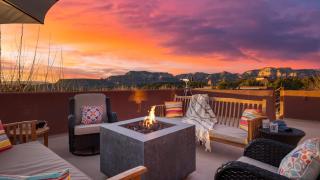 Mystic Sunset by AvantStay Thunder Mountain View Pool Driving Range Casita - 4