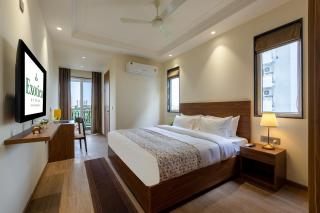 Hotel Exotica Avenue - Business-Friendly Stay, Golf Course Road, Cyberhub, One Horizon Center & Metro - 9