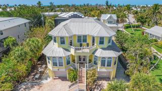 Walk to Beach PoolHot Tub Game Room Captiva 5BDR Coco Mango by AvantStay - 8