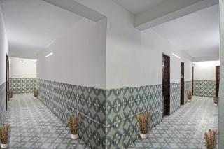 Hotel O SK Residency Rohini - 1