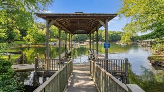 Shoreway Cove by AvantStay Waterfront Pool Dock - 2