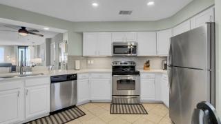 307 Summerhouse by AvantStay Oceanfront View Shared Pool - 6