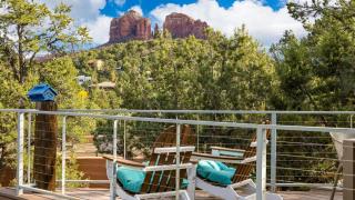 Cathedral View by Avantstay Pool Table Hot Tub - 4