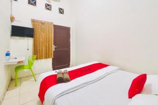 RedDoorz at Sonya Homestay Tebing Tinggi - 1